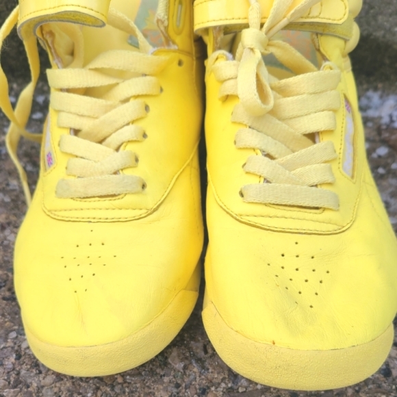 Vintage Reebok High Tops - Picture 5 of 11